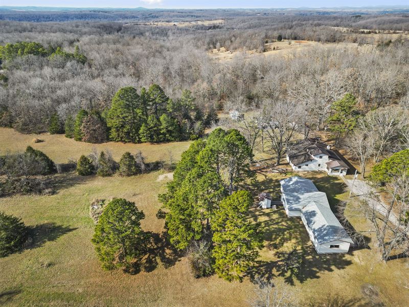 26 Acre Self-Sufficient Farmstead : Tecumseh : Ozark County : Missouri