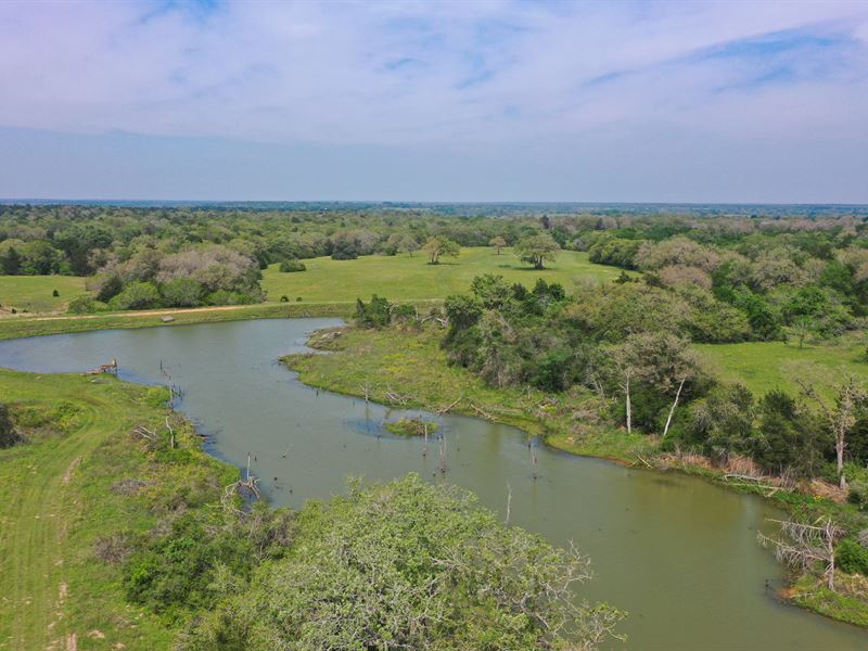 Lago Vista Ranch : Waelder : Gonzales County : Texas