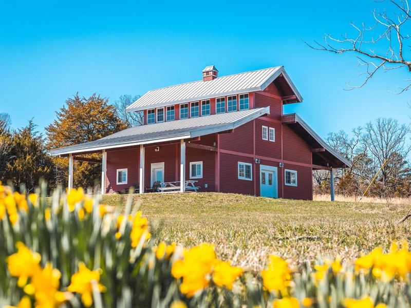 Red Barn Lodge : Licking : Texas County : Missouri