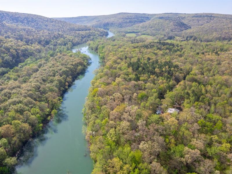 Little Red River Hideaway : Shirley : Van Buren County : Arkansas