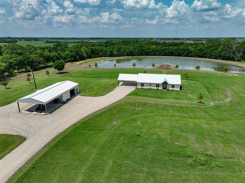 Immaculate NE TX Retreat : Roxton : Lamar County : Texas