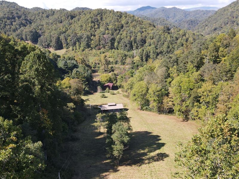 North Toe River Retreat High Cliff : Green Mountain : Yancey County : North Carolina