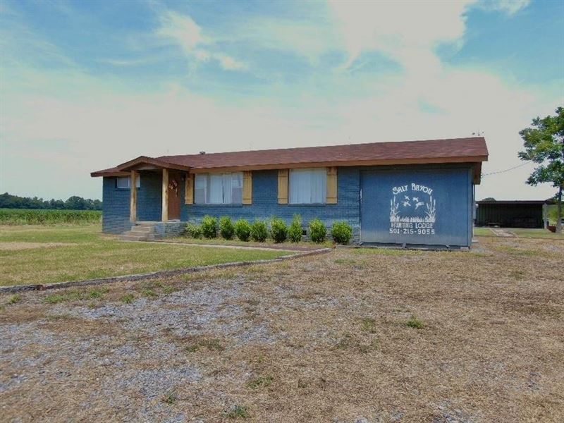 Salt Bayou Hunting Lodge : England : Lonoke County : Arkansas