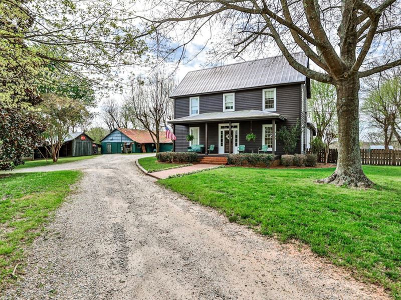 Premier Country Home & Ranch : Eatonton : Putnam County : Georgia