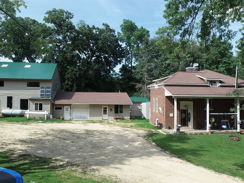 32 Acres, Home, Trempealeau County : Blair : Trempealeau County : Wisconsin