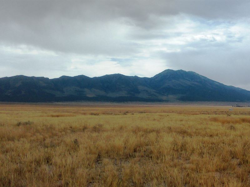 Peaceful Setting with Nearby Power : Montello : Elko County : Nevada