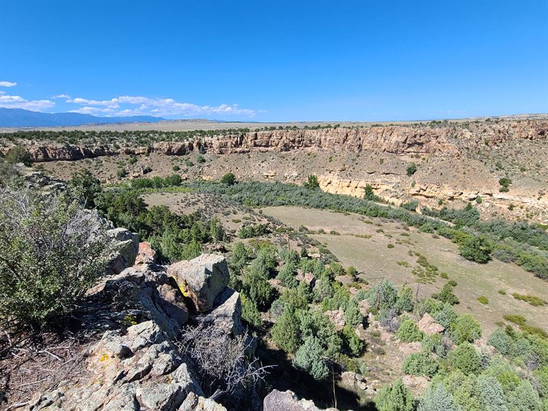 Colorado Huerfano River Canyon : Walsenburg : Huerfano County : Colorado