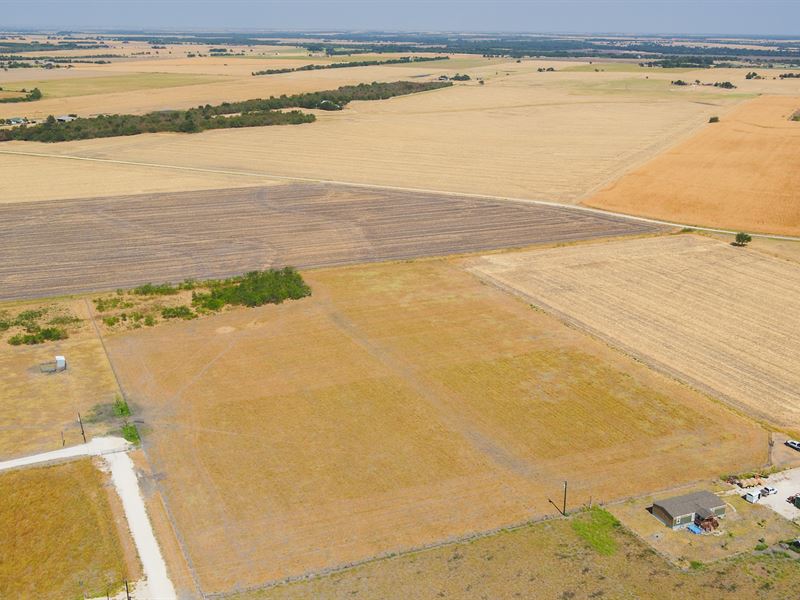 11.8 Acres in Milam County : Thorndale : Milam County : Texas