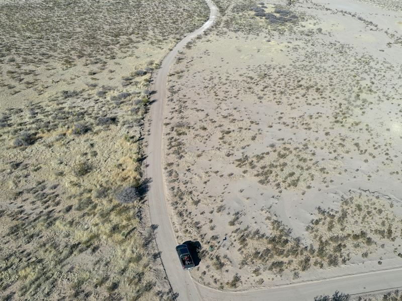 20 Acre Texas Ranch, Pmts Available : Sierra Blanca : Hudspeth County : Texas