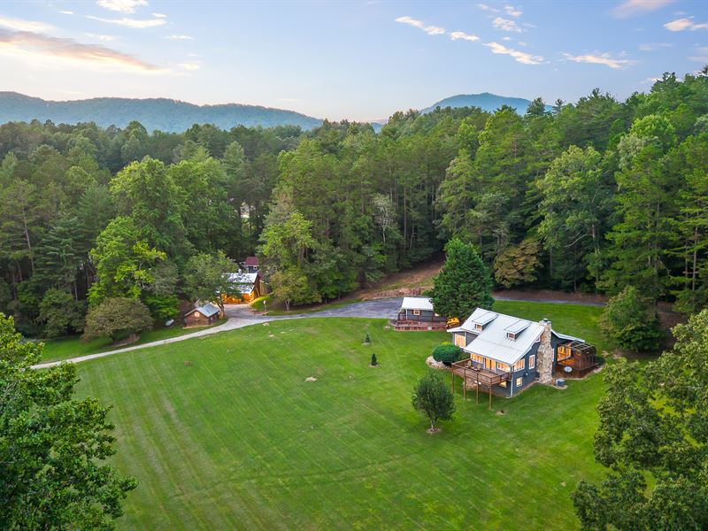 Acreage Estate on Toccoa River : Suches : Fannin County : Georgia