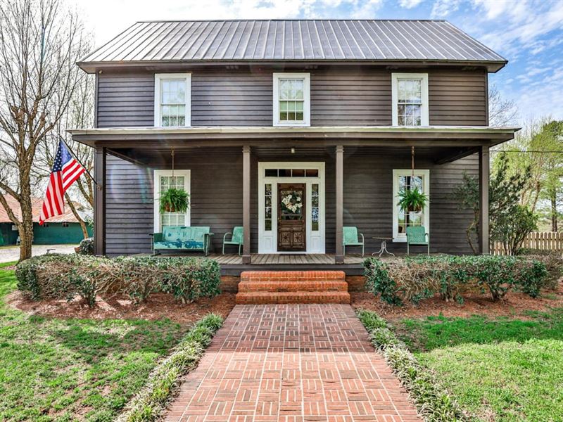 Custom Country Home on 247 Ac Ranch : Eatonton : Putnam County : Georgia