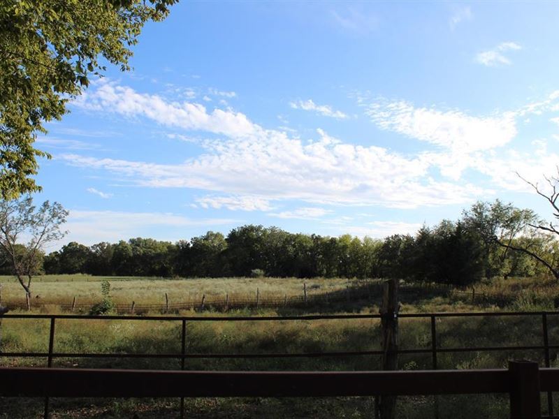 Nice Farm in Wabaunsee County : Harveyville : Wabaunsee County : Kansas