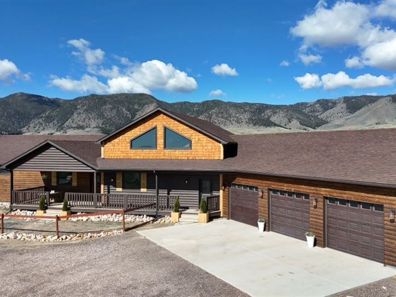 67 Cowboy Way : Laramie : Albany County : Wyoming