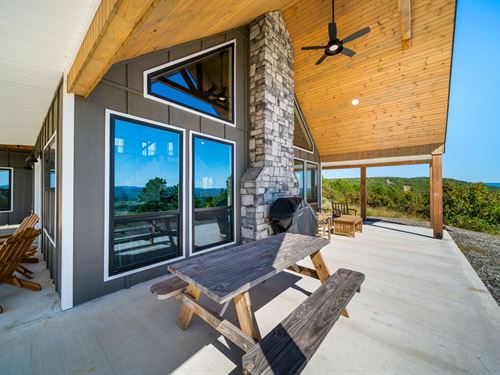 Stunning Views Of Lake Sardis : Tuskahoma : Latimer County : Oklahoma