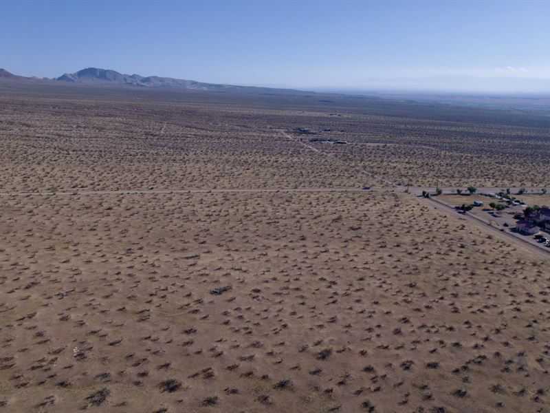 38.68 Acres in Oro Grande : Oro Grande : San Bernardino County : California
