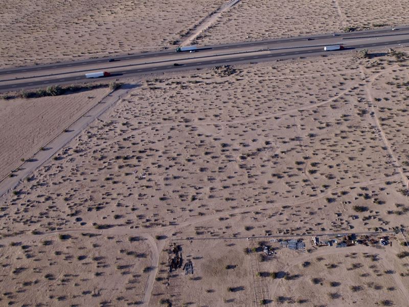 20.5 Acres Zoned Rural Living : Yermo : San Bernardino County : California