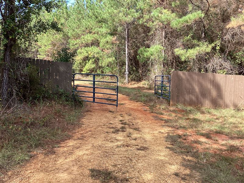 Airport Rd Tract with Pole Barn : Greenville : Butler County : Alabama