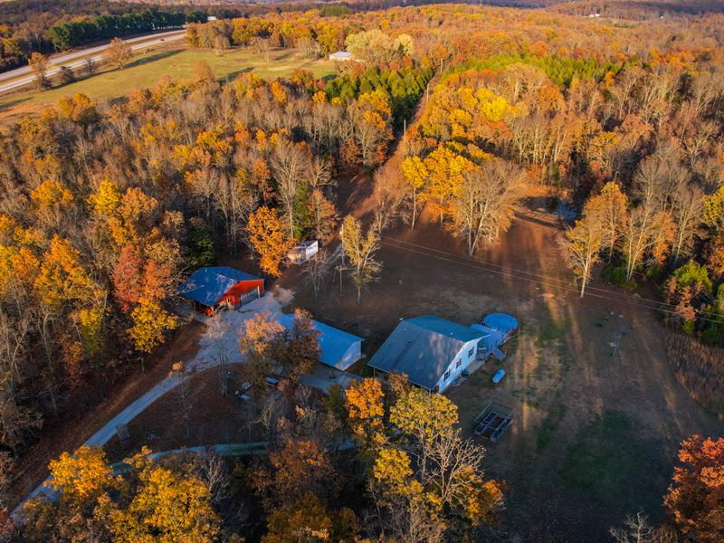 Ozark Mountain Estate : Mountain View : Howell County : Missouri