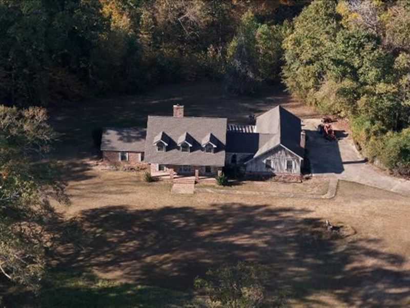 28 Acres with A Home in Hinds Count : Utica : Hinds County : Mississippi