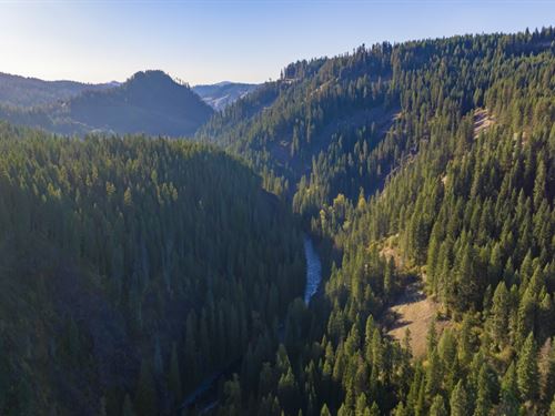 Lolo Creek Retreat : Weippe : Clearwater County : Idaho