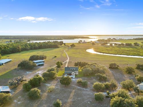 Ultimate Outdoor Hideaway : Fort Meade : Polk County : Florida