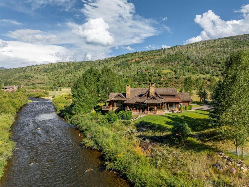 River's Edge Lodge At Elk Creek Ran : Meeker : Rio Blanco County : Colorado