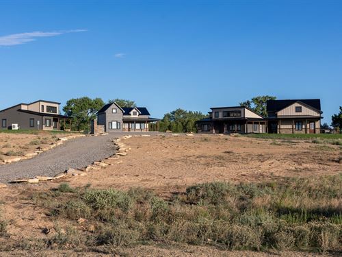 Airbnb Short Term Rentals And Guest : Olathe : Montrose County : Colorado