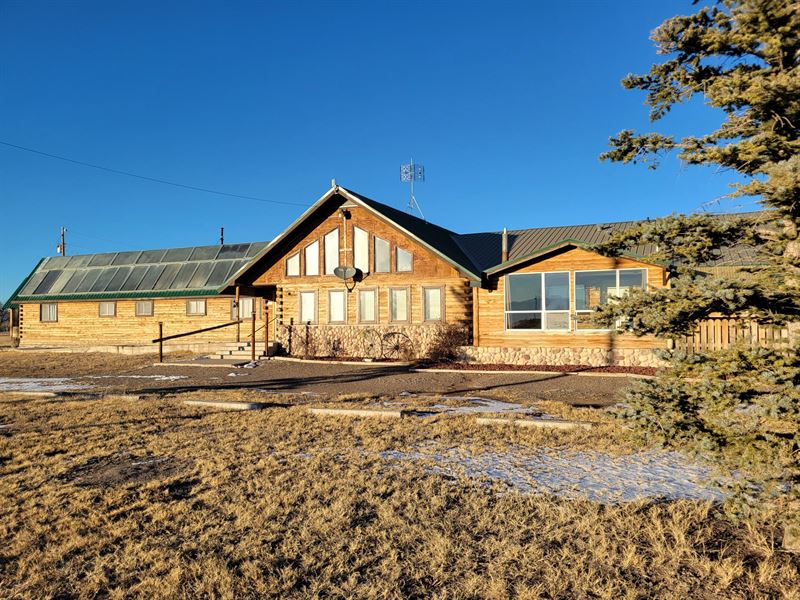 Valley Haven Lodge and Cabin : Center : Saguache County : Colorado