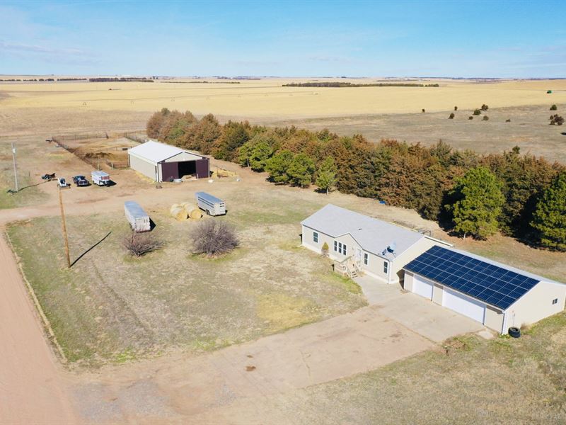 Wallace Home & Acreage : Wallace : Lincoln County : Nebraska
