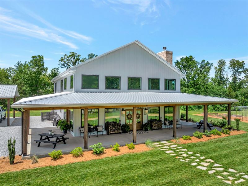 Bell Farm Estate : Vanleer : Dickson County : Tennessee