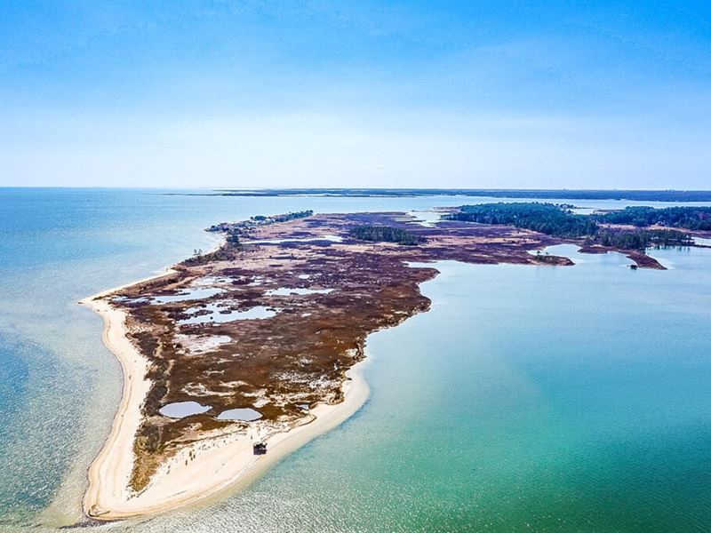 185 Acres of Waterfront Land for Sa : Seaford : York County : Virginia