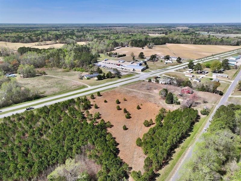 10.56 Acres of Commercial and Inves : Washington : Pitt County : North Carolina