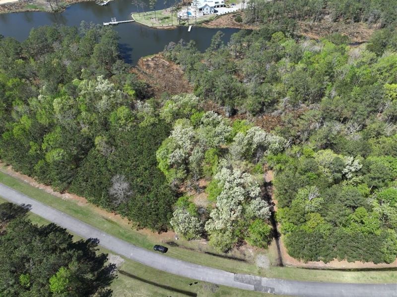 1.91 Acre Waterfront Residential Bu : Belhaven : Beaufort County : North Carolina