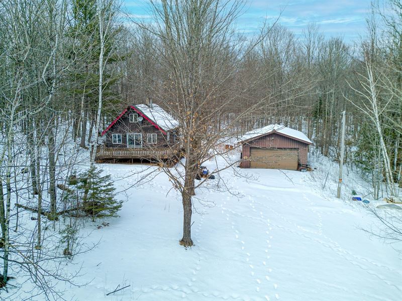 Home on 57 Acres : Stambaugh : Iron County : Michigan