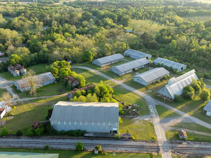 Georgia Cotton/Peanut Warehouse : Leslie : Sumter County : Georgia