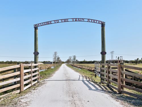 The Train Station 125 Acre Ranch : Fort Pierce : Saint Lucie County : Florida