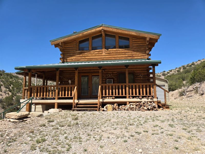 110 Wright Well Rd : Piñon : Chaves County : New Mexico