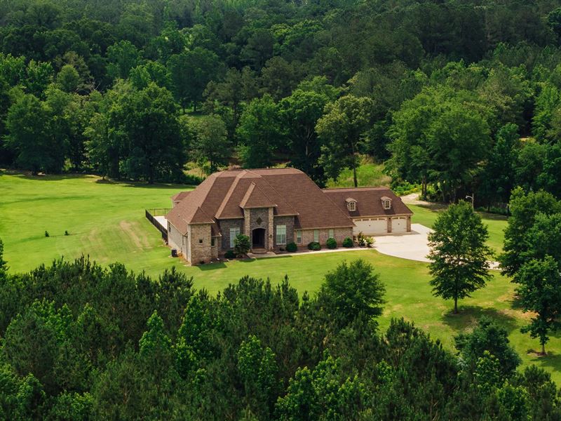 A Home On 39.3 Acres in Newton Coun : Little Rock : Newton County : Mississippi