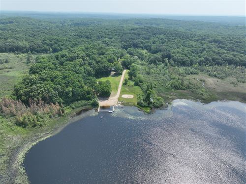 Chenango Lake Preserve : Howell : Livingston County : Michigan