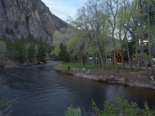 Poudre River Lodge : Bellvue : Larimer County : Colorado
