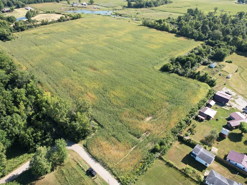 23 Acres of Tillable Ground, Hen : New Castle : Henry County : Indiana