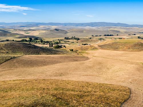 Lake Shadow Ranch Tract 1 : Craig : Moffat County : Colorado