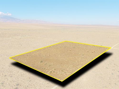 Spacious Corner Lot, $2,021.35/Mo : Rosamond : Kern County : California