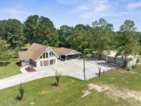 Pike Co Home With 125 Acres in Nort : McComb : Pike County : Mississippi