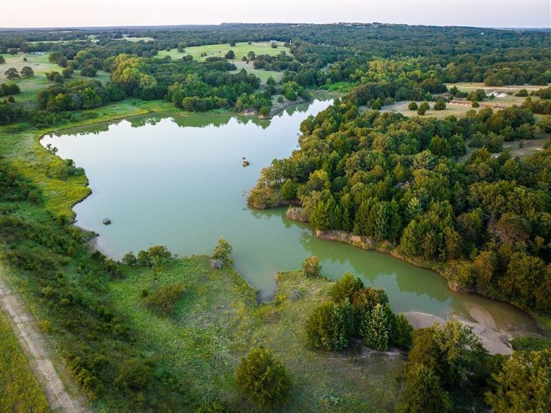 Jones Valley Ranch : Forestburg : Montague County : Texas