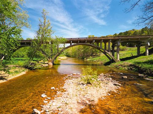 Exclusive Riverfront Property : Dora : Douglas County : Missouri