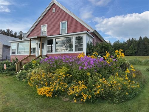 Beautiful Wooded Country Farm : Milan : Coos County : New Hampshire