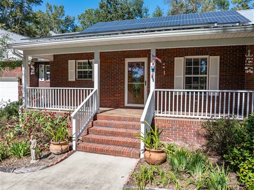 One-Of-A-Kind Organic Farmstead : Live Oak : Suwannee County : Florida