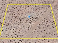 Spacious Land Escape : Lancaster : Los Angeles County : California