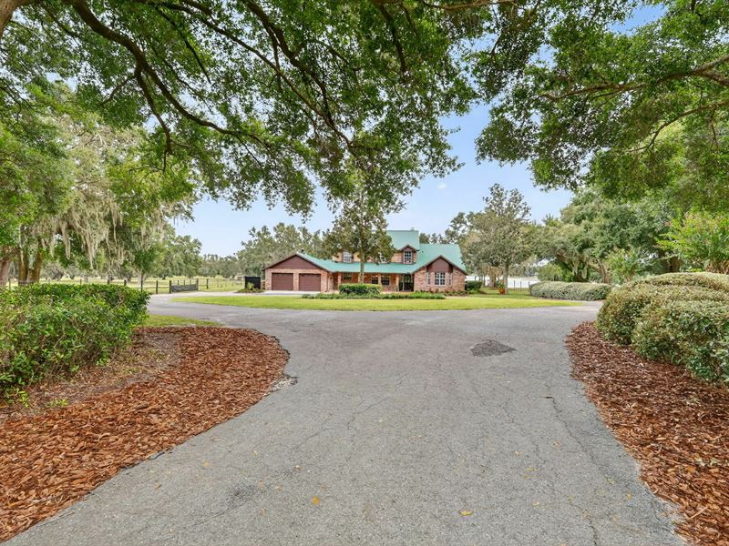 70 Acre Gated Lakefront Estate : Clermont : Lake County : Florida